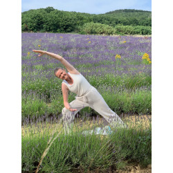 stretching et bien-être au coeur des lavandes